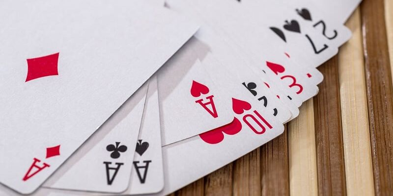 Luật chơi bài tiến lên Chi tiết luật chơi bài tiến lên